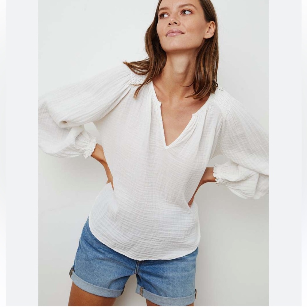 🍁Velvet by Graham & Spencer peasant top gauzy cotton white v neck ruched